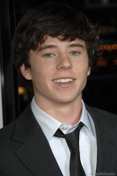 Charlie McDermott - Picture Gallery