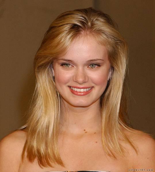 sara_paxton_photo_89.jpg