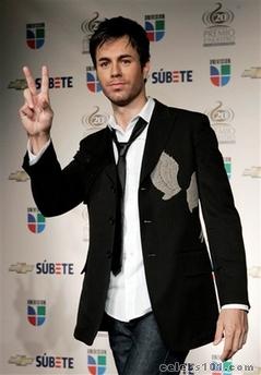 Enrique_Iglesias_LEU2Y2