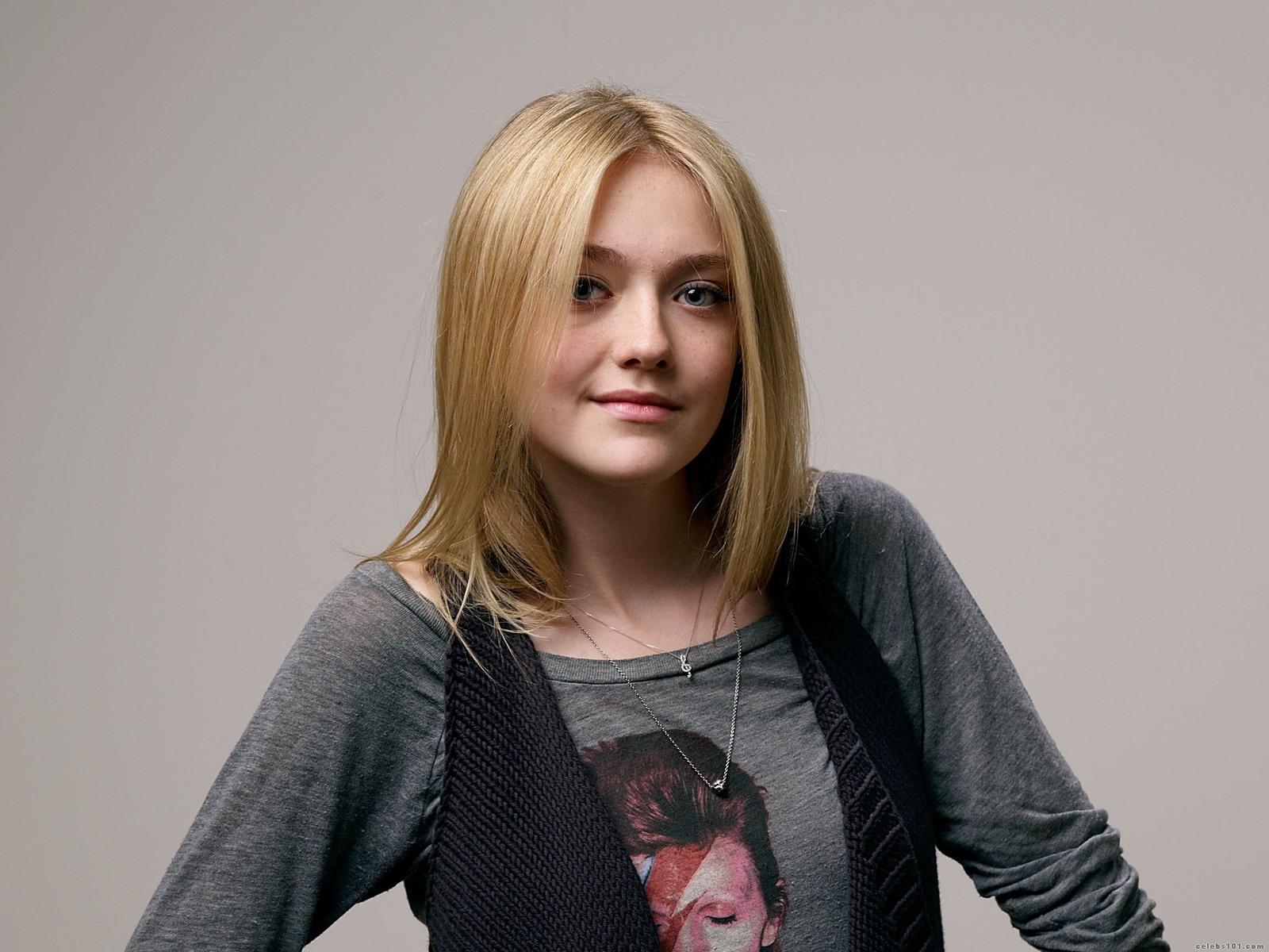 Dakota Fanning - Images