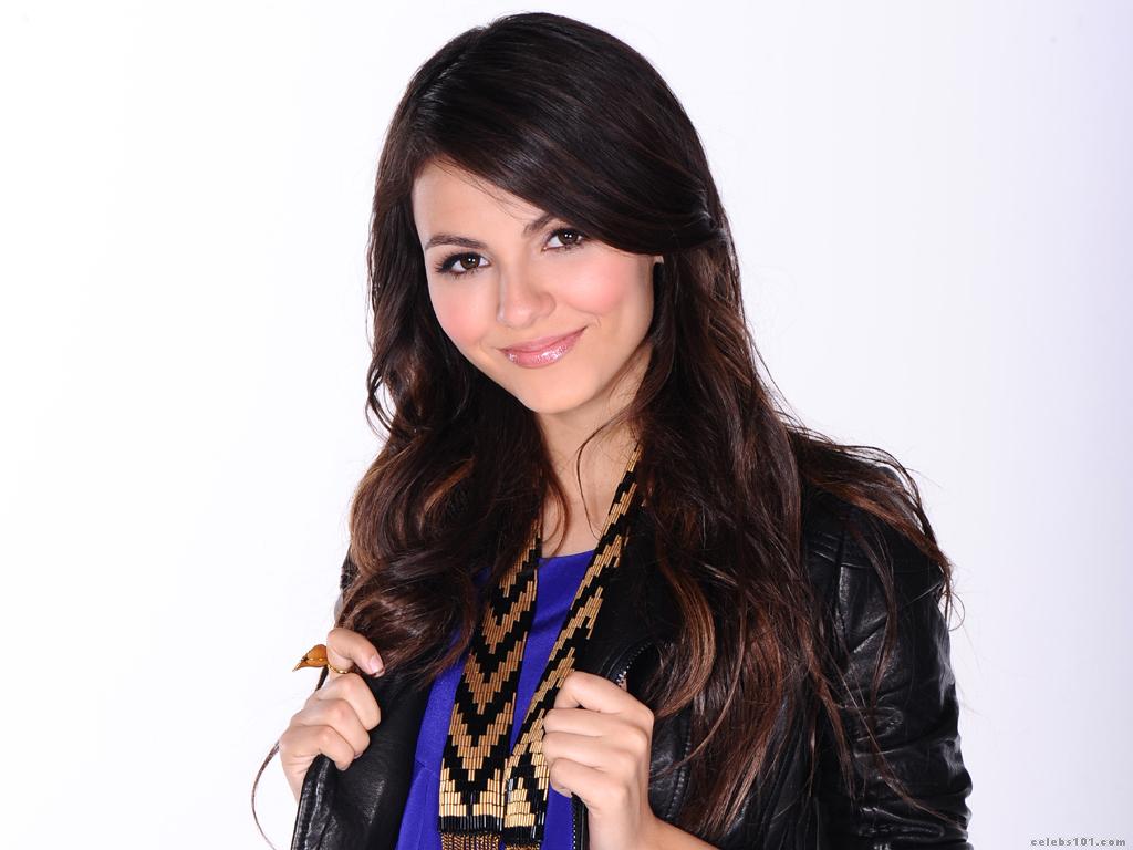 Victoria Justice High quality wallpaper size 1024x768 of Victoria