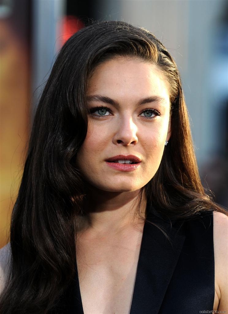 Alexa Davalos Picture Alexa Davalos Models Photo