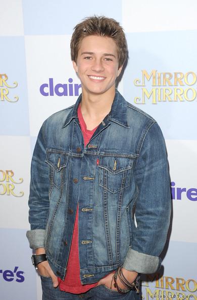 Billy Unger Picture - Billy Unger Actors Photo - Celebs101.com