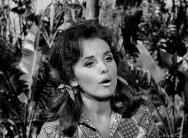 Dawn Wells left handed