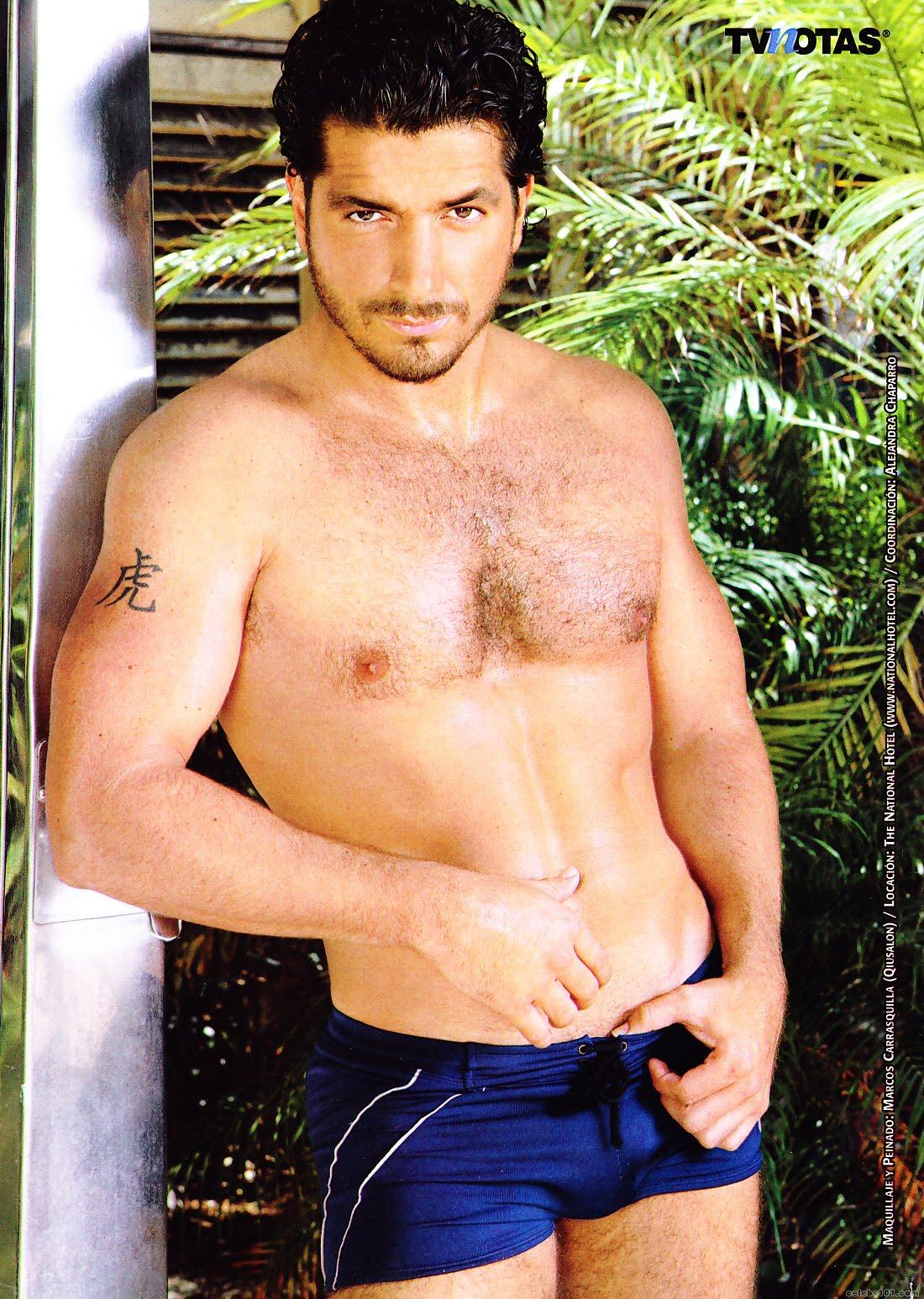 Paulo quevedo desnudo